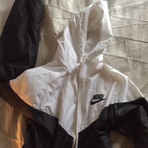 Nike windbreaker